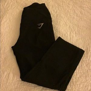 Gym shark leggings